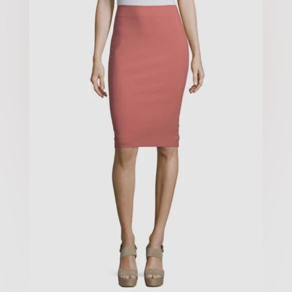 Elizabeth and JamesWomen’s coral peplum pencil skirt back zip/slit size 6